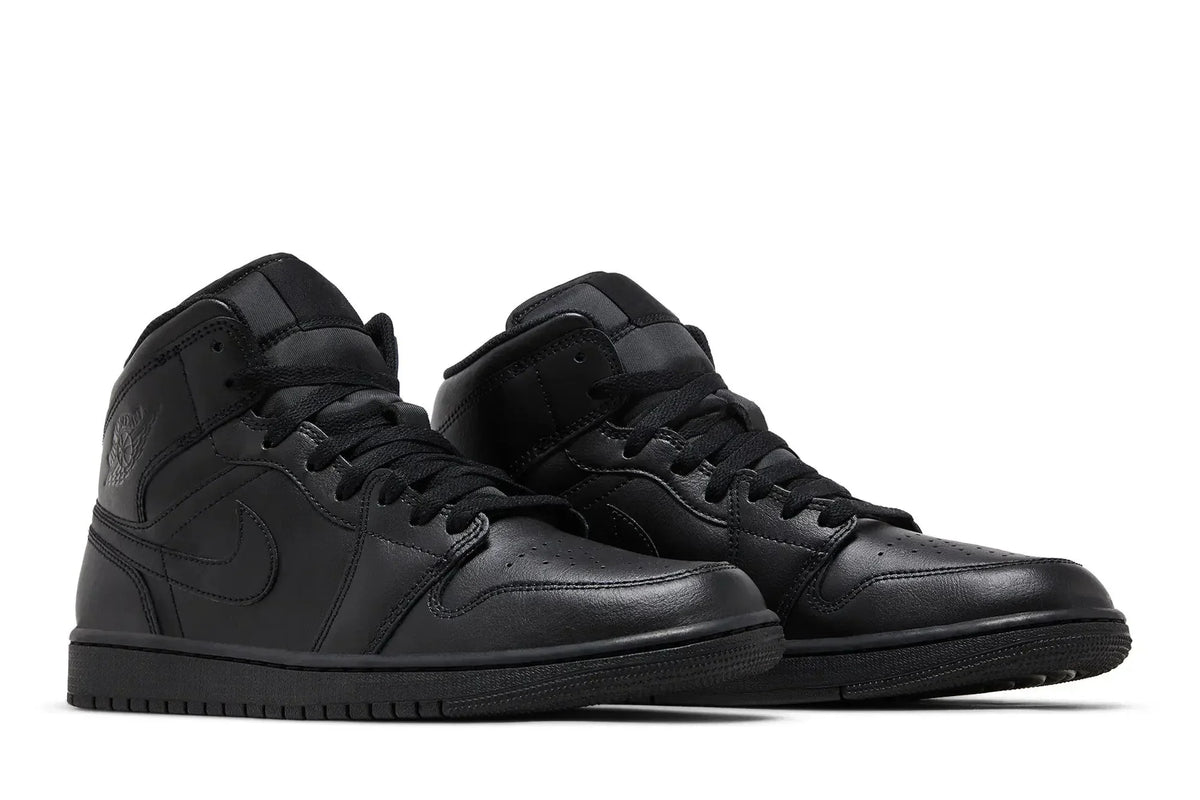 Jordan 1 Mid 'Triple Black' 2022